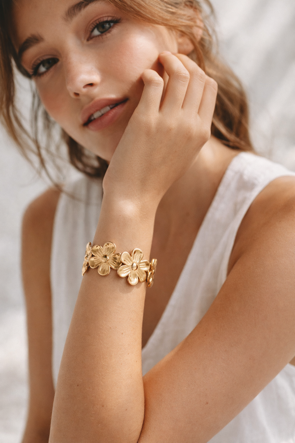 Bracelet Jonc Fleur Dorée