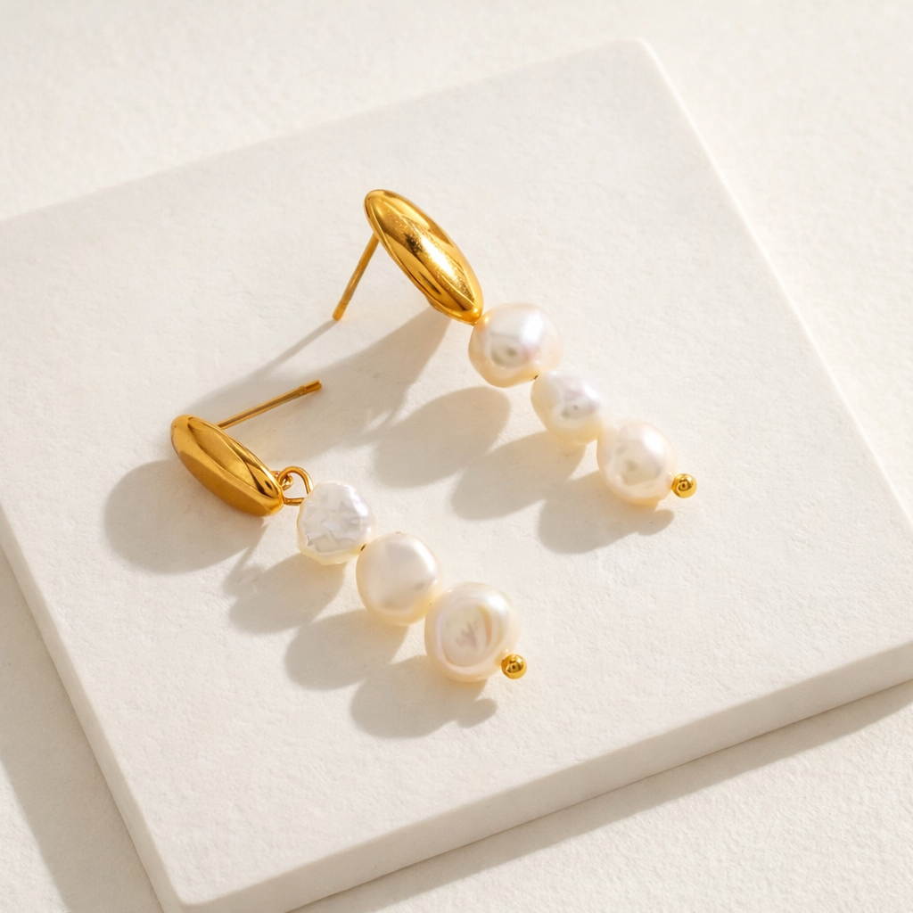Boucles d'oreilles Perle Élancée – perles d’eau douce, acier inoxydable doré