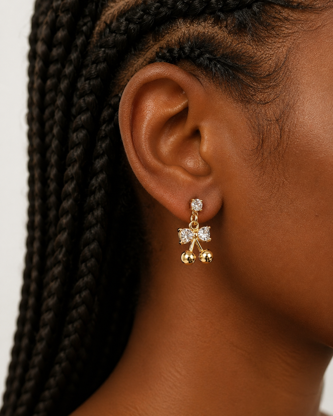 Boucles d’oreilles cerise dorée strass