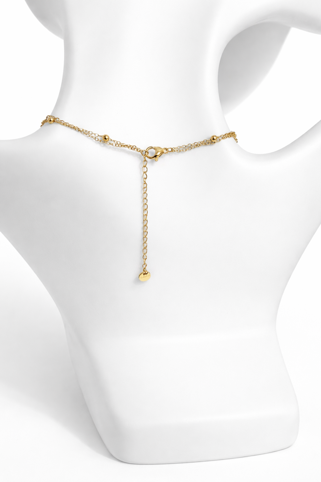 Collier “Cœur Écarlate” – Double Chaîne Dorée