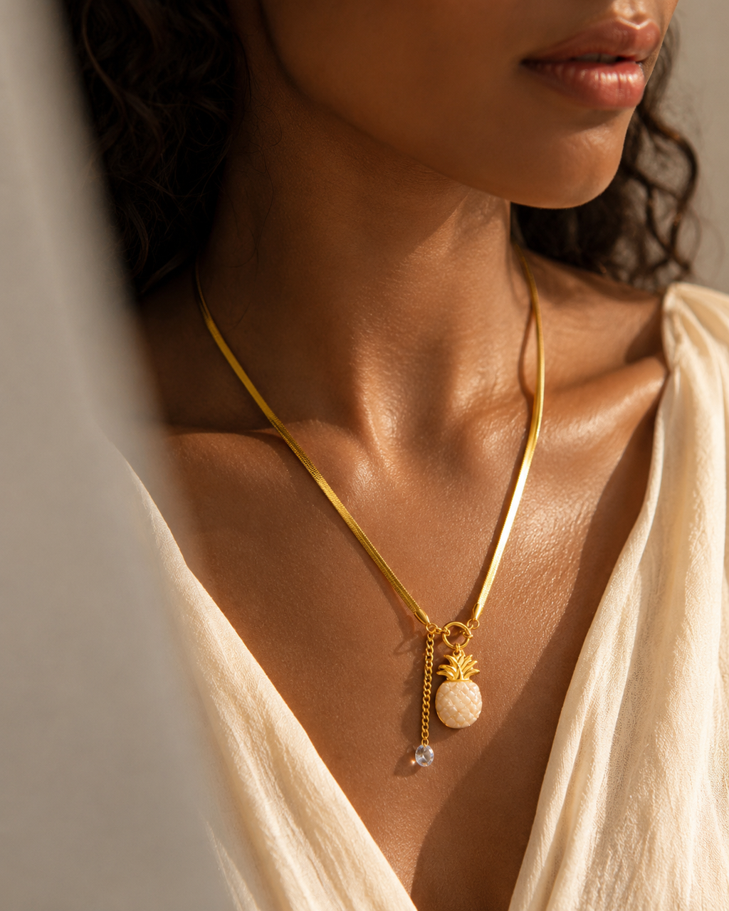 Collier Ananas Doré