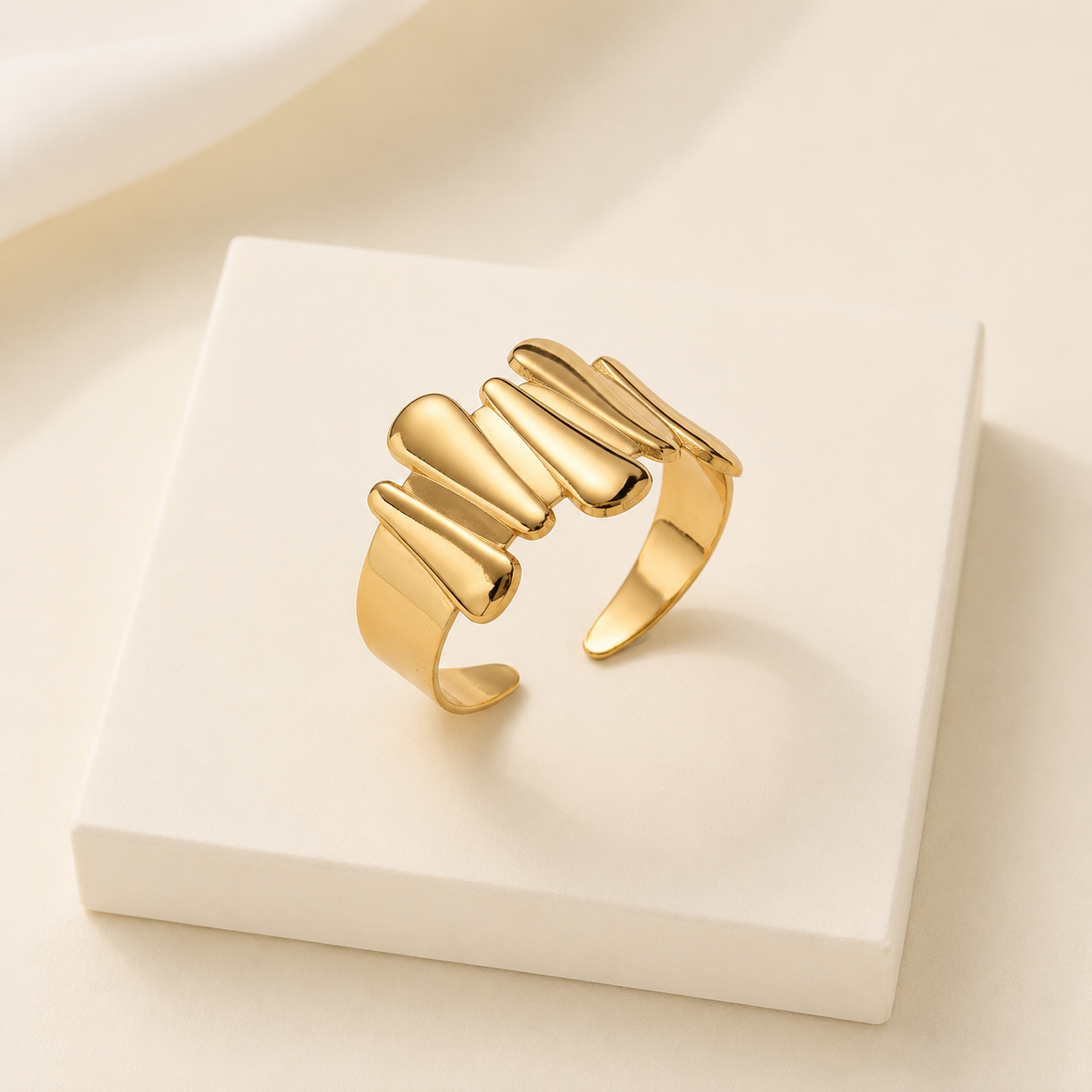 Bracelet Sculptural
