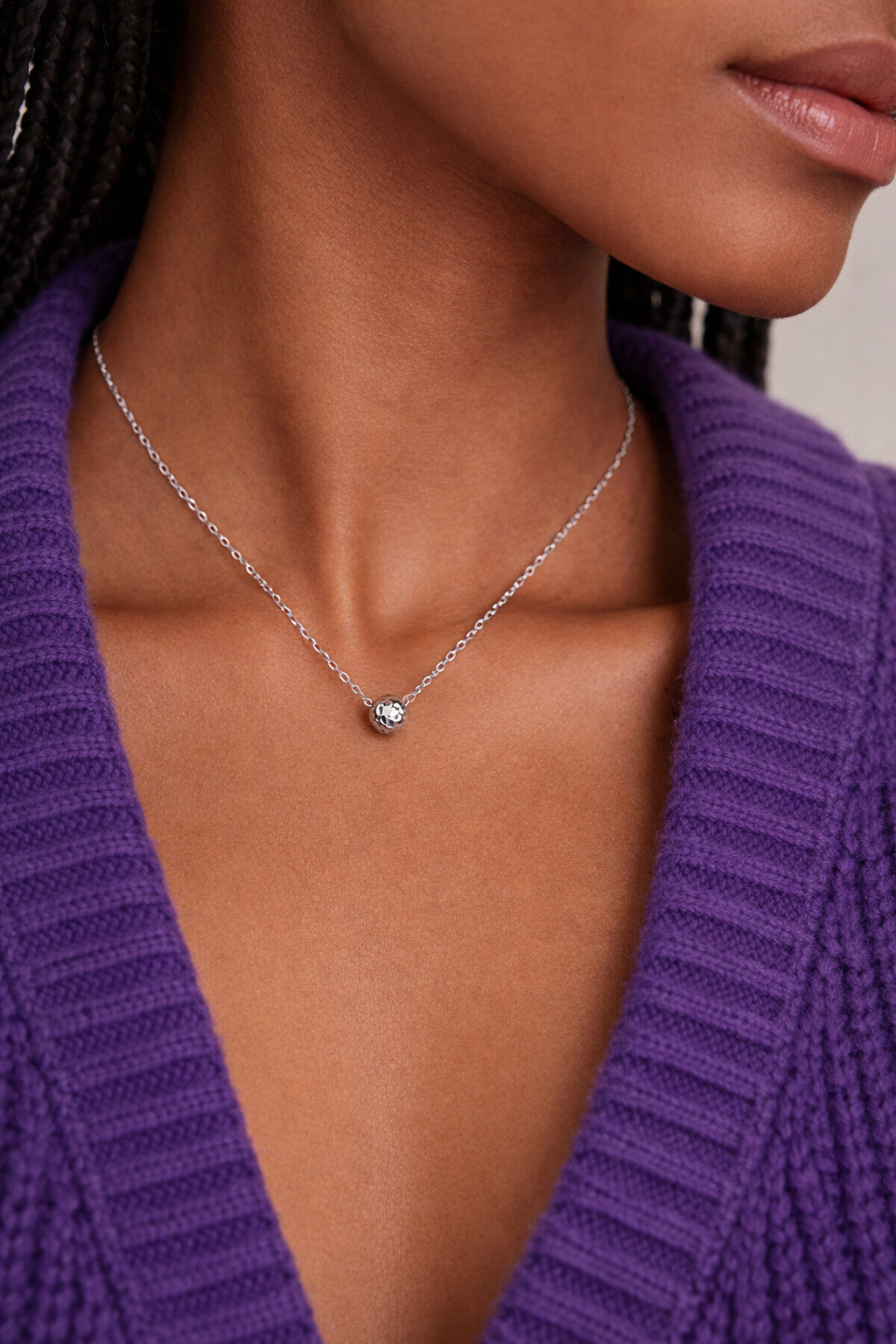 Collier boule martelée – acier inoxydable (or / argent)