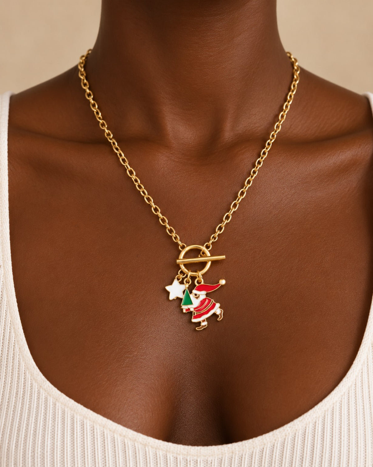 Collier Père Noël porté